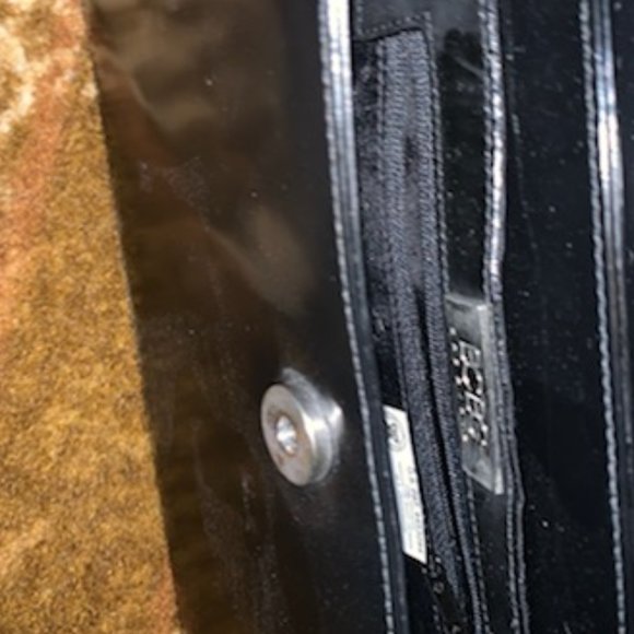 Classy Rectangular BCBG MaxAzaria Bag - Picture 8 of 8